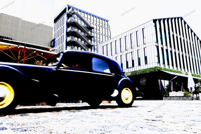 Photo 50x75 cm • architecture • CITROEN • APR228