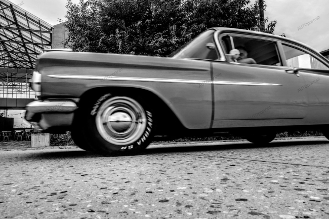 Photo 50x75 cm • bon air • CHEVROLET • APR230